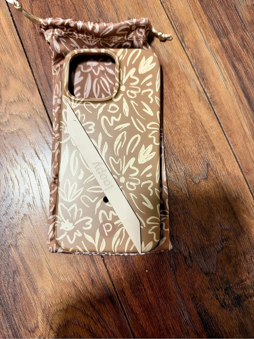 Loopy IPhone 16 Pro Max
